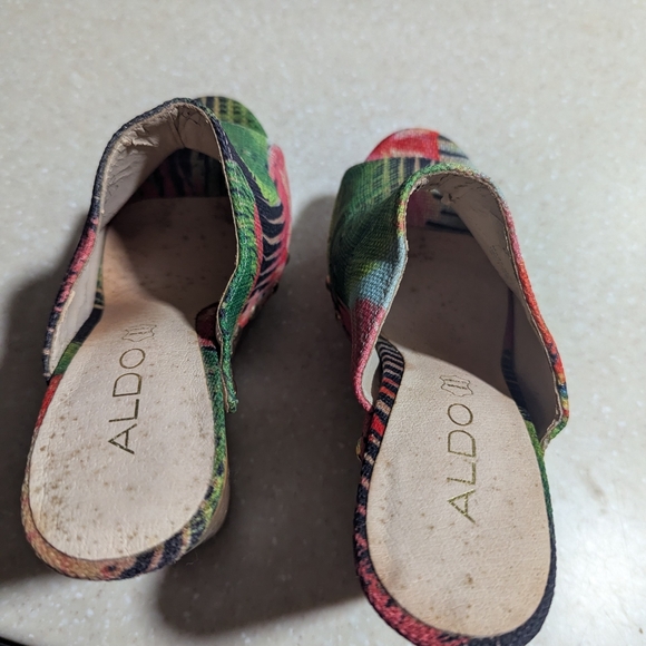 Wedges - Picture 3 of 4